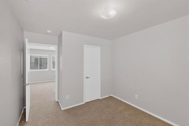 Building Photo - 10913 Dillon St