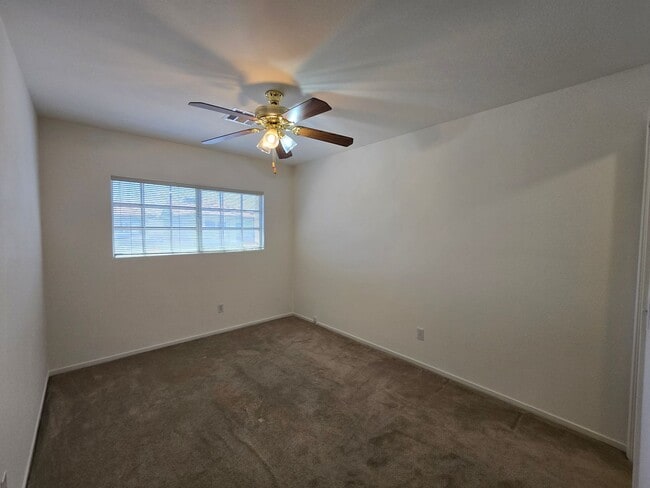 Building Photo - A FABULOUS 3 Bedroom home in desirable Silverado Ranch!