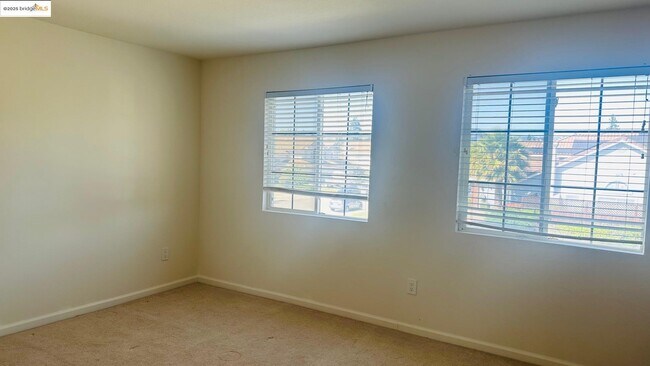 Building Photo - 4537 Pronghorn Way