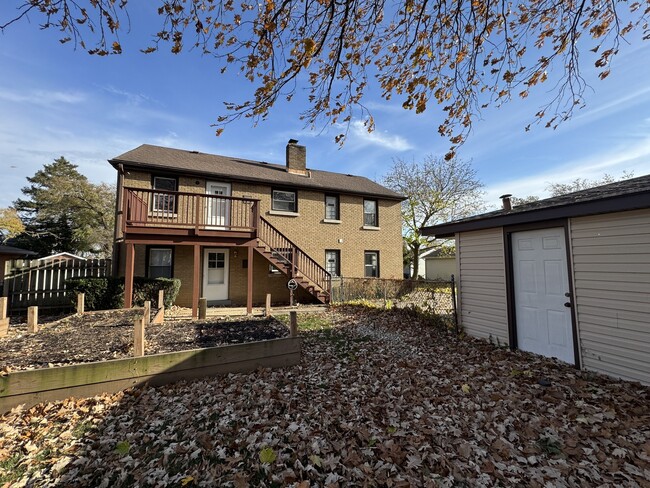 Building Photo - 1111 Lincoln St