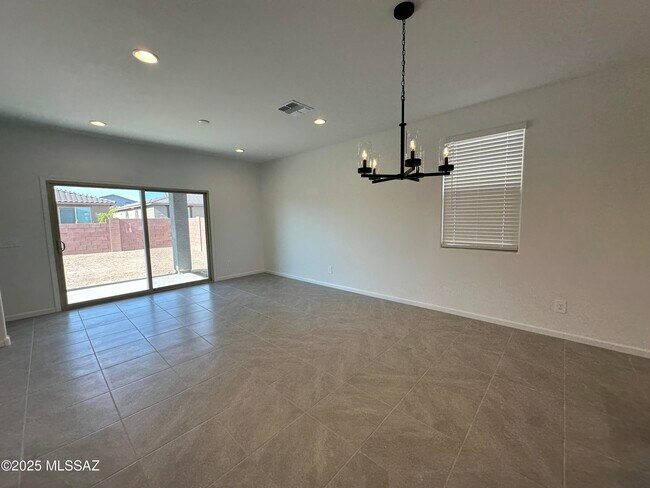 Building Photo - 11890 W Rancho Dr