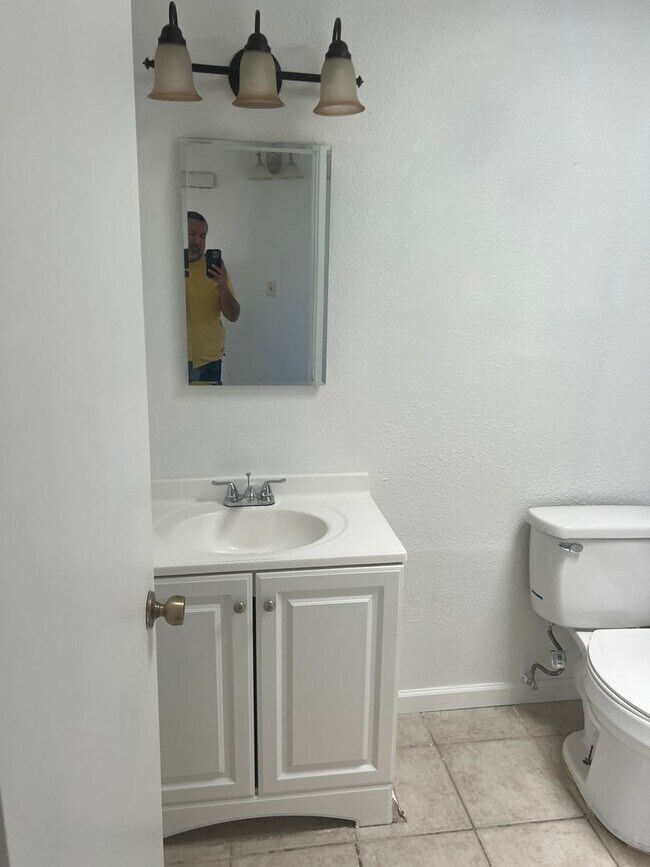 Building Photo - Three Bedroom Cibola Home on a large Lot