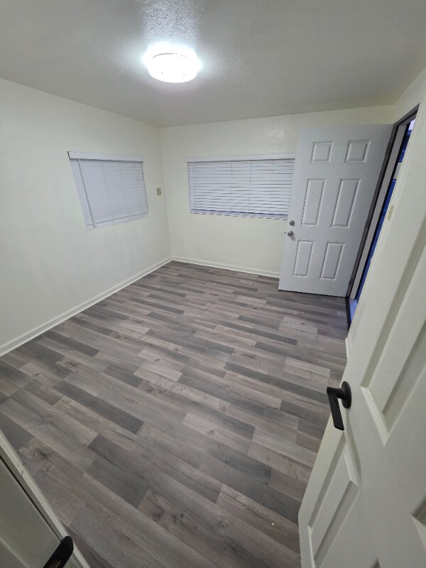 Building Photo - 9208 Park St