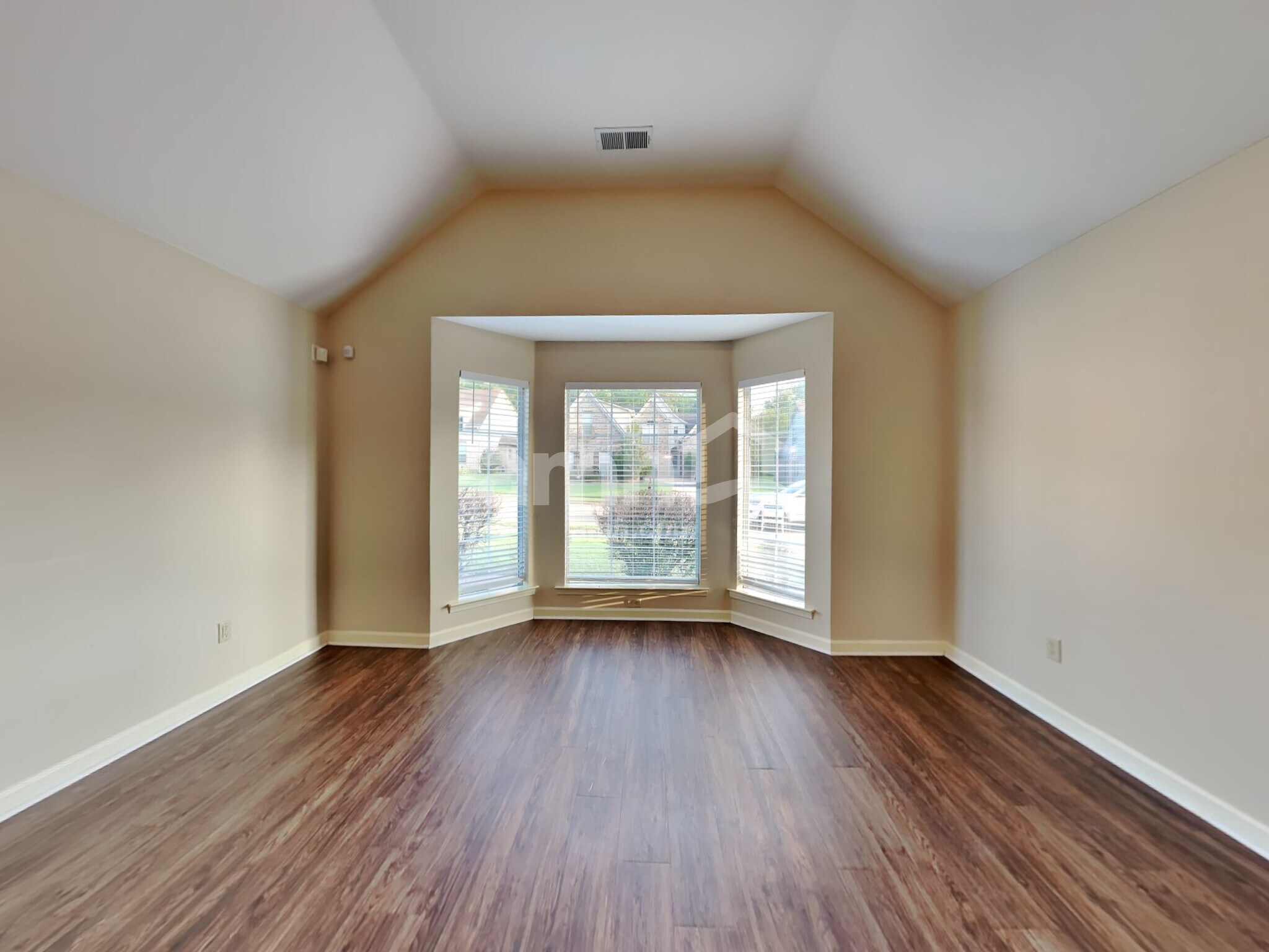 Building Photo - 5927 Peterson Ridge Ln