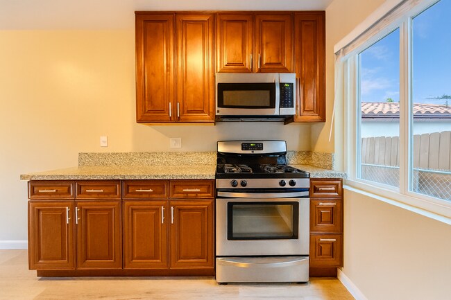 Building Photo - La Mesa Excellent Location 1 bed