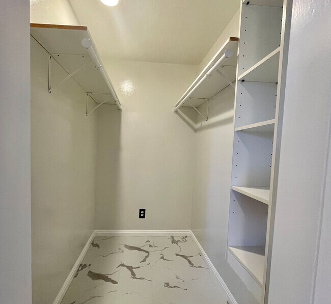 Building Photo - 4111 W 9580 S