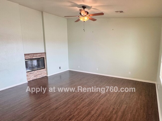 Building Photo - Rare and Spacious 4 Bedroom Indian Cove Home with Solar Panels!