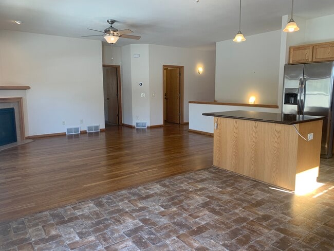 Building Photo - 238 Wind Stone Dr