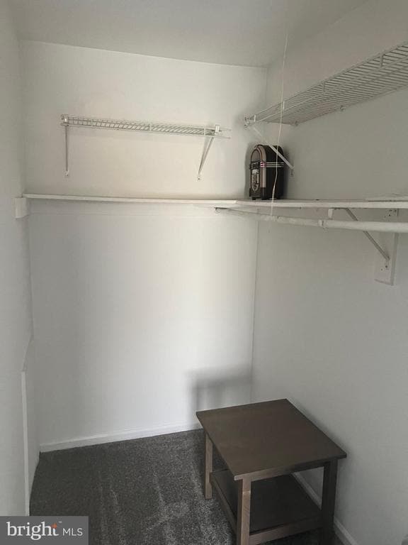 Building Photo - 69 Hampshire Rd