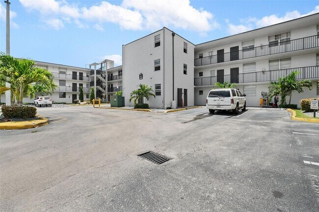 Building Photo - 14185 SW 87th St