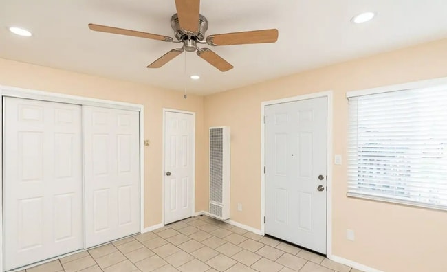 Building Photo - City Heights! RENOVATED 2-Bed, 1-Bath with IN UNIT W/D