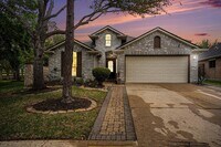 Building Photo - 9338 Stoneridge Canyon Ln