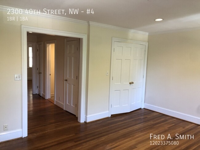 Building Photo - Glover Park Spacious Beautiful One-Bedroom...