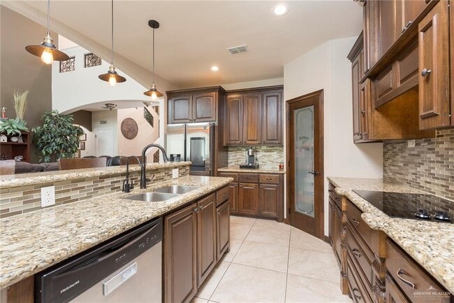 Building Photo - 24 Nevis Dr