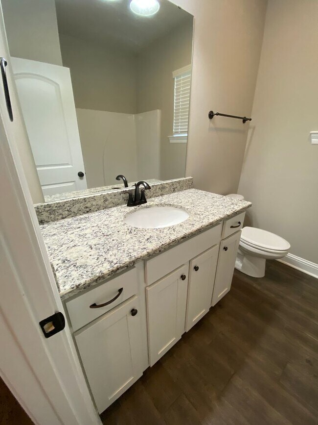 Building Photo - Willow Heights