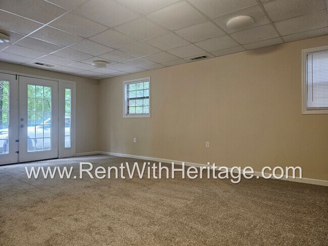 Building Photo - WOW! GORGEOUS HOME / PARTIAL FINISHED BASEMENT / RESORT STYLE POOL/ ALEXANDER HIGH SCHOOL