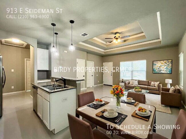 Building Photo - 913 E Seidemann St