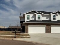 Building Photo - 201 E Main St