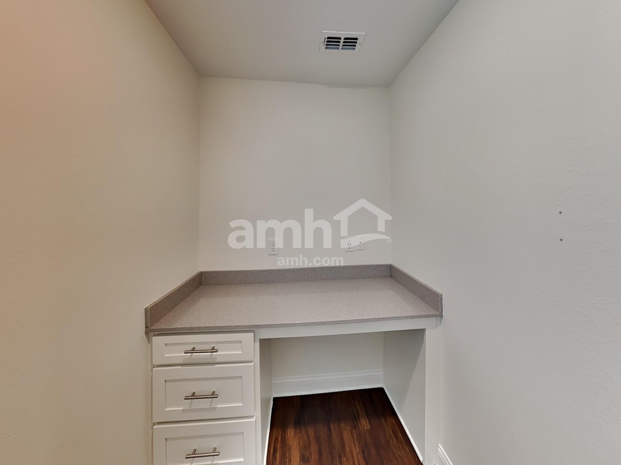 Building Photo - 6107 Little Blf Cir