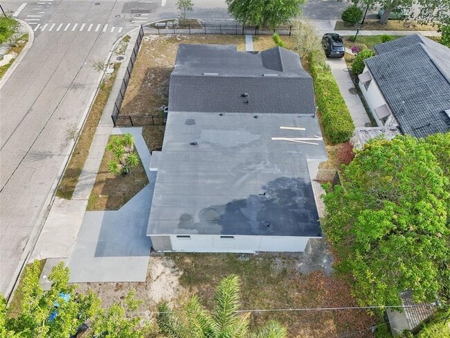 Building Photo - 730 W Swoope Ave