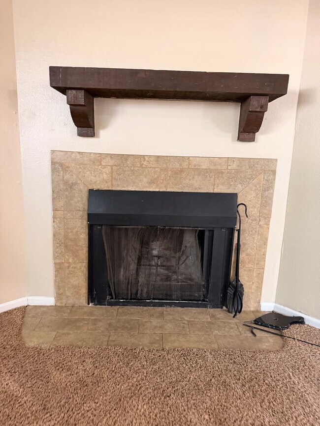 Building Photo - 6353 Chippewa Rd