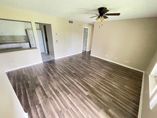 Building Photo - 4717 Sable Pine Cir