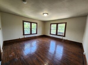 Building Photo - 1110 29th St