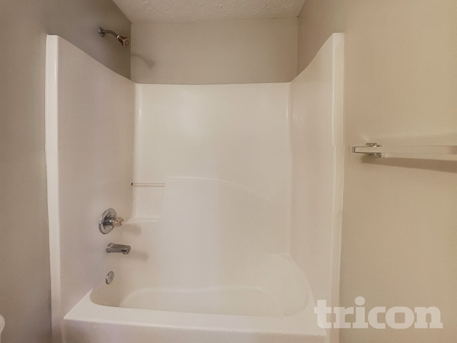 Building Photo - 2143 Oakland Farm Dr