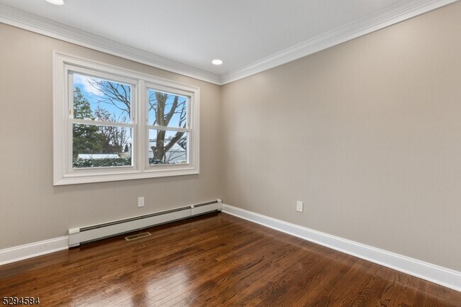 Building Photo - 26 Genevieve Ave