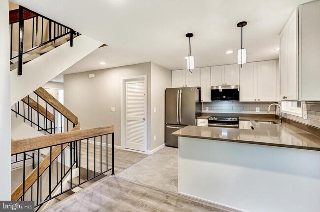 Building Photo - 2246 White Cornus Ln