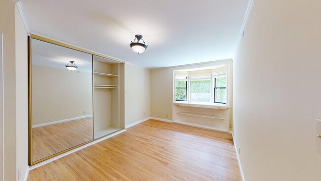 Building Photo - Large and Newly Remodeled Home Available i...