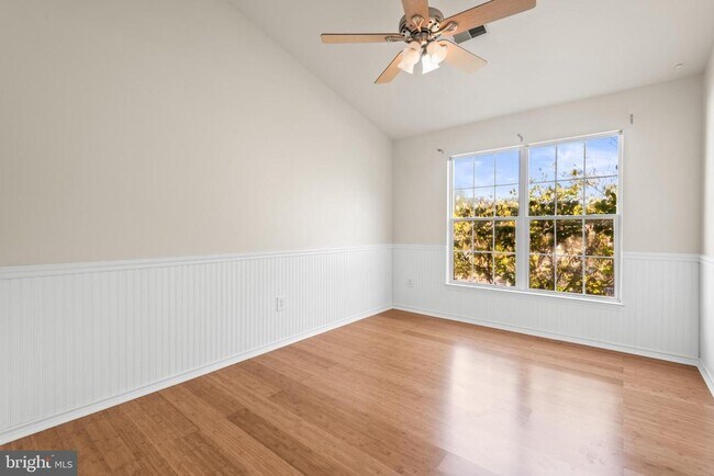 Building Photo - 1538 Long Dr Ct