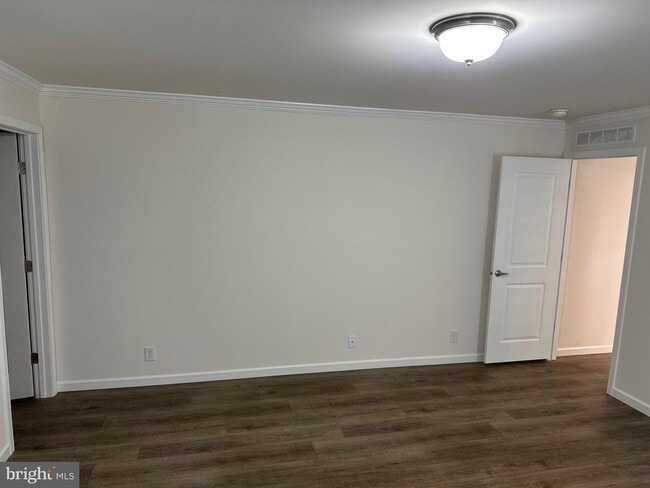 Building Photo - 200 Beechwood Ave