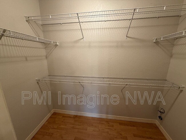 Building Photo - 111 E Rock St