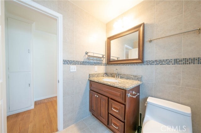 Building Photo - 517 N Soldano Ave