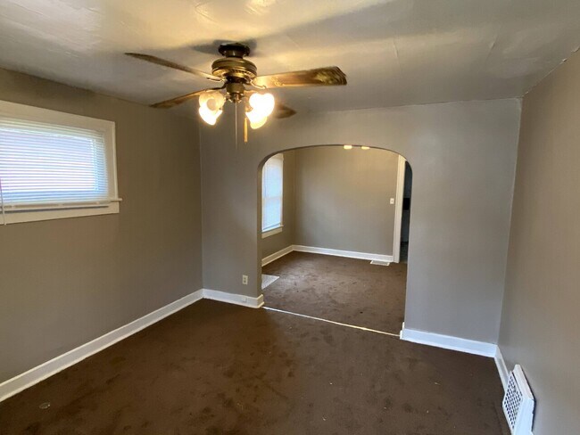 Building Photo - 1341/1343 Congress Ave. - JRE