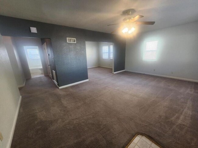 Building Photo - 2 bedroom in Laurel MT 59044