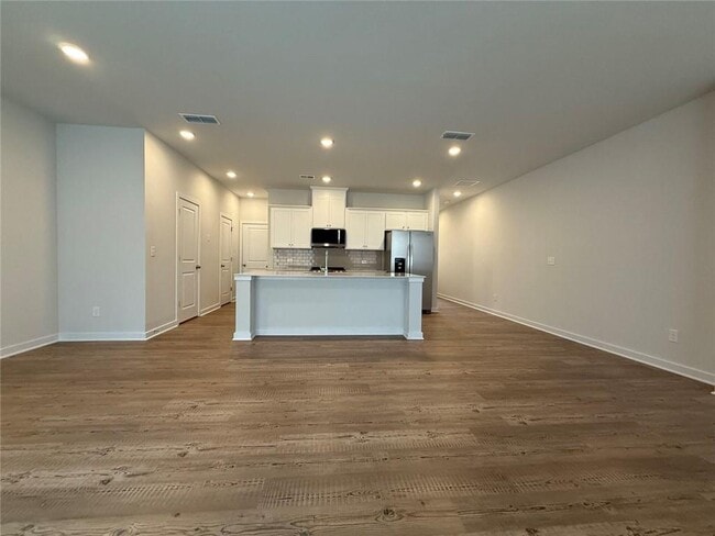 Building Photo - 7309 Mulberry St