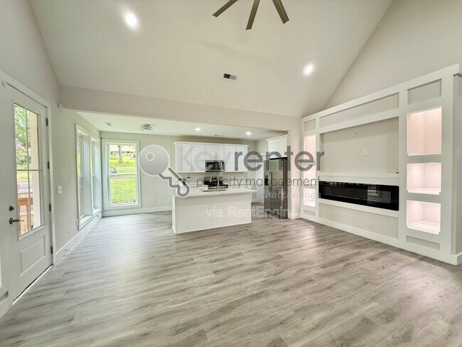 Building Photo - 732 Belle Vista Ave