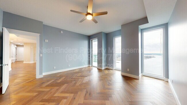 Building Photo - 1431 Riverplace Blvd