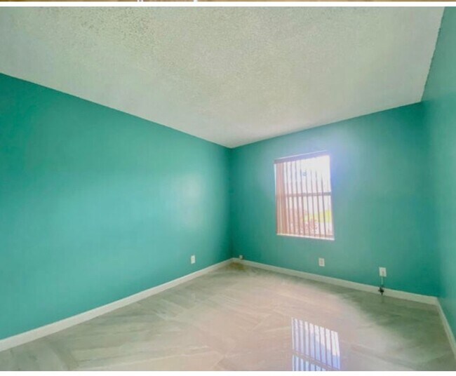 Building Photo - 5314 Blueberry Hill Ave