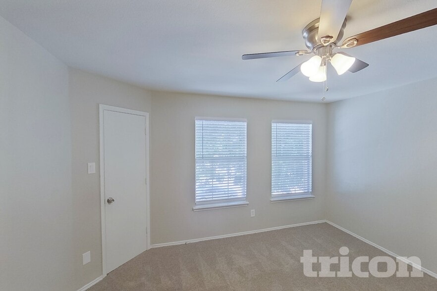 Building Photo - 5646 Hunters Bend Ln