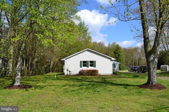 Building Photo - 925 Dyke Branch Rd