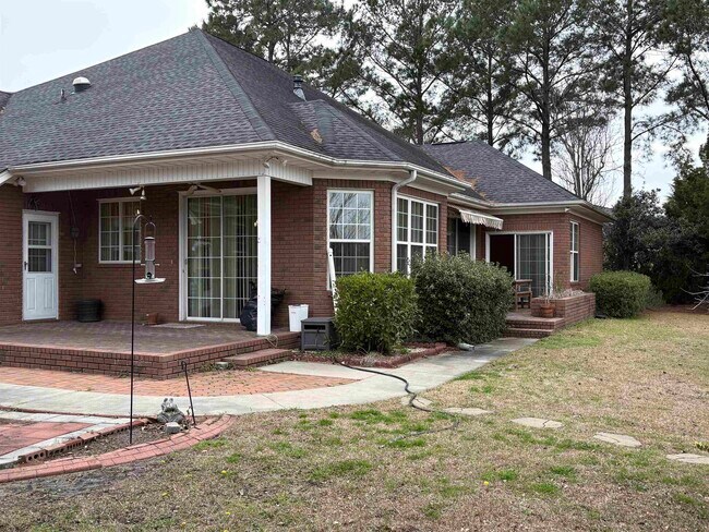 Building Photo - 533 Stonemason Dr