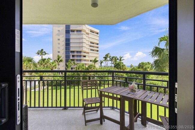 Building Photo - 2800 N Hwy A1A