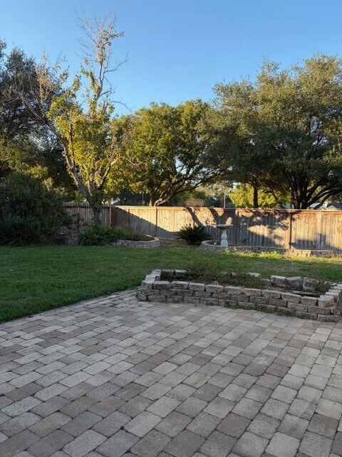 Building Photo - 15222 Holland Fields Cir