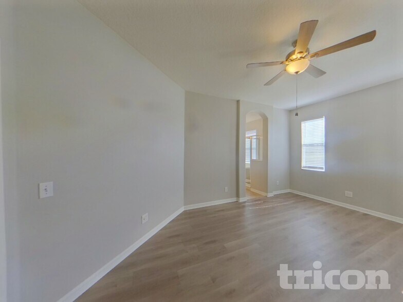 Building Photo - 5112 Clover Mist Dr