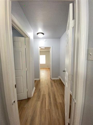 Building Photo - 1011 N Lucas Dr