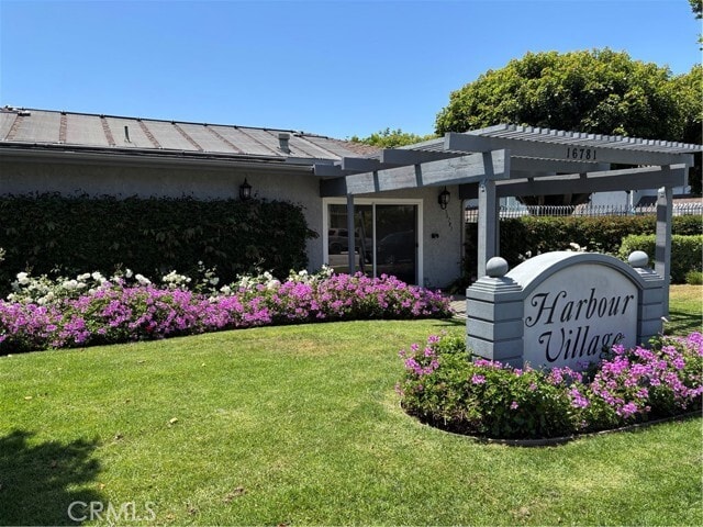 Primary Photo - 4681 Twintree Dr
