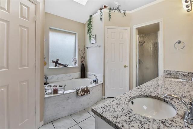 Building Photo - 6813 Hadley Dr